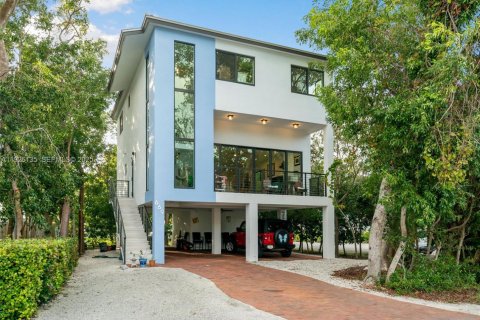 House in Key Largo, Florida 3 bedrooms № 2034922 - photo 28