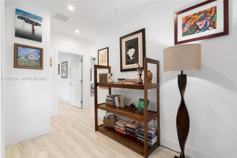 House in Key Largo, Florida 3 bedrooms № 2034922 - photo 10