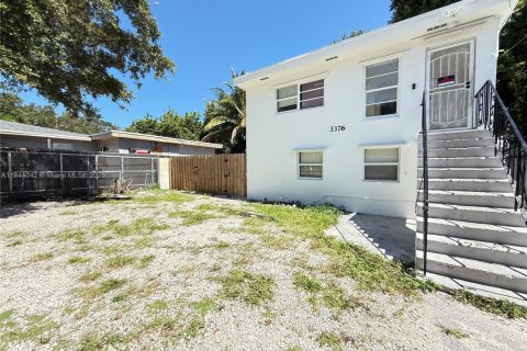 Villa ou maison à louer à Miami, Floride: 3 chambres, 178.93 m2 № 1839310 - photo 1