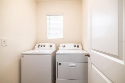 Casa en venta en Wesley Chapel, Florida, 3 dormitorios, 140.84 m2 № 1913486 - foto 13