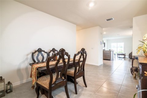 Casa en venta en Wesley Chapel, Florida, 3 dormitorios, 140.84 m2 № 1913486 - foto 11