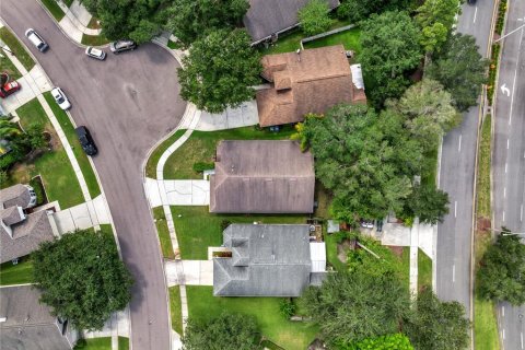 House in Orlando, Florida 3 bedrooms, 160.26 sq.m. № 1894629 - photo 30