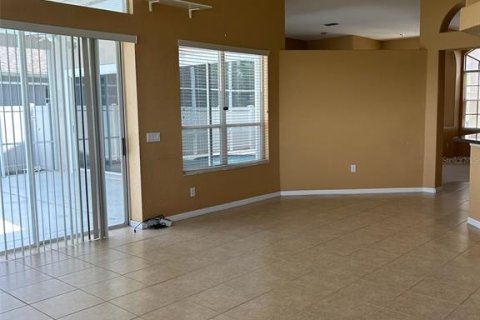 Casa en venta en Brandon, Florida, 4 dormitorios, 253.62 m2 № 2133128 - foto 9