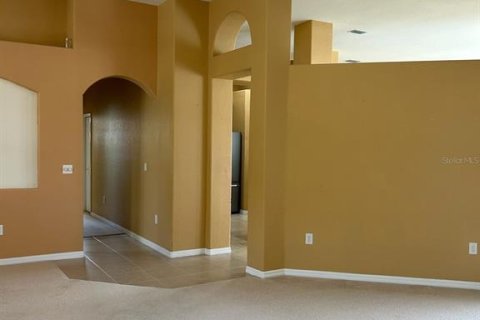 Casa en venta en Brandon, Florida, 4 dormitorios, 253.62 m2 № 2133128 - foto 11