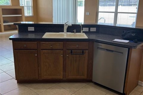 Casa en venta en Brandon, Florida, 4 dormitorios, 253.62 m2 № 2133128 - foto 6