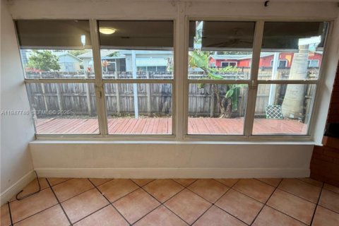 Casa en venta en Hollywood, Florida, 3 dormitorios, 168.71 m2 № 2006167 - foto 6