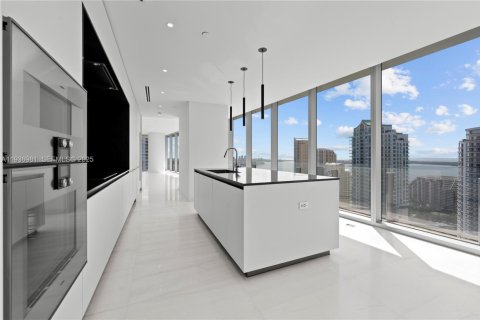 Condominio en alquiler en Miami, Florida, 5 dormitorios № 1994876 - foto 14