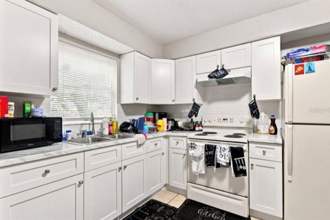Propiedad comercial en venta en Tampa, Florida, 6 dormitorios, 161.28 m2 № 2291925 - foto 5