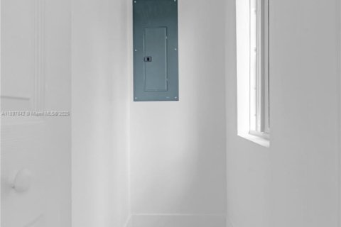 Villa ou maison à vendre à Florida City, Floride: 5 chambres, 167.78 m2 № 1949534 - photo 21