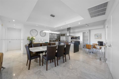 Copropriété à vendre à Sunny Isles Beach, Floride: 3 chambres, 198.53 m2 № 1958394 - photo 5