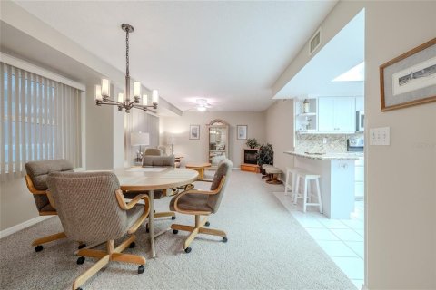 Copropriété à vendre à Daytona Beach Shores, Floride: 3 chambres, 195.09 m2 № 1447071 - photo 5