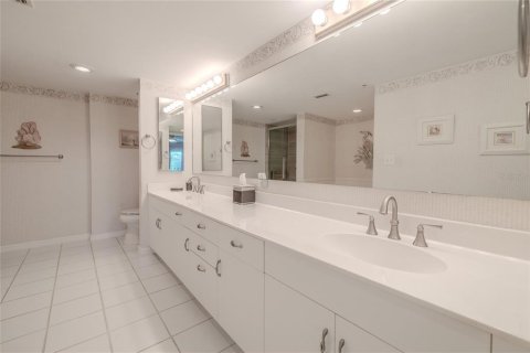Copropriété à vendre à Daytona Beach Shores, Floride: 3 chambres, 195.09 m2 № 1447071 - photo 30