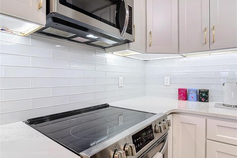 Condo in Palm Coast, Florida, 3 bedrooms  № 1792158 - photo 8