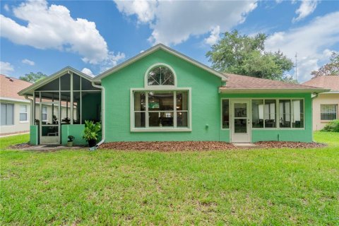 House in Ocala, Florida 3 bedrooms, 149.02 sq.m. № 2157626 - photo 2