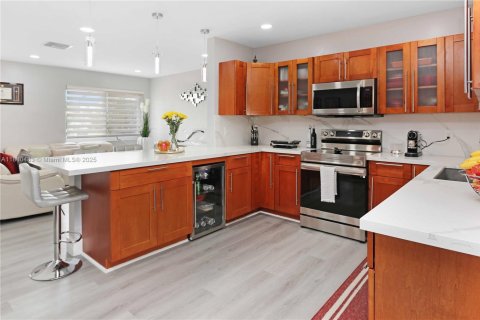 Villa ou maison à vendre à Miami, Floride: 3 chambres, 152.73 m2 № 1924793 - photo 20