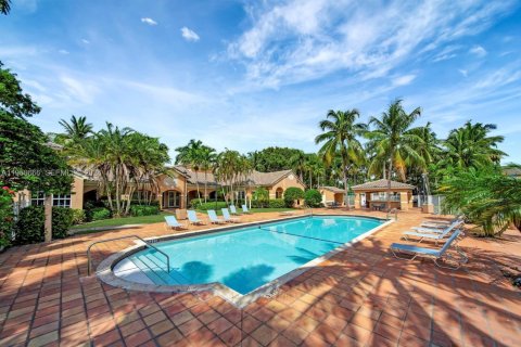 Condo in Coconut Creek, Florida, 3 bedrooms № 2010395 - photo 24