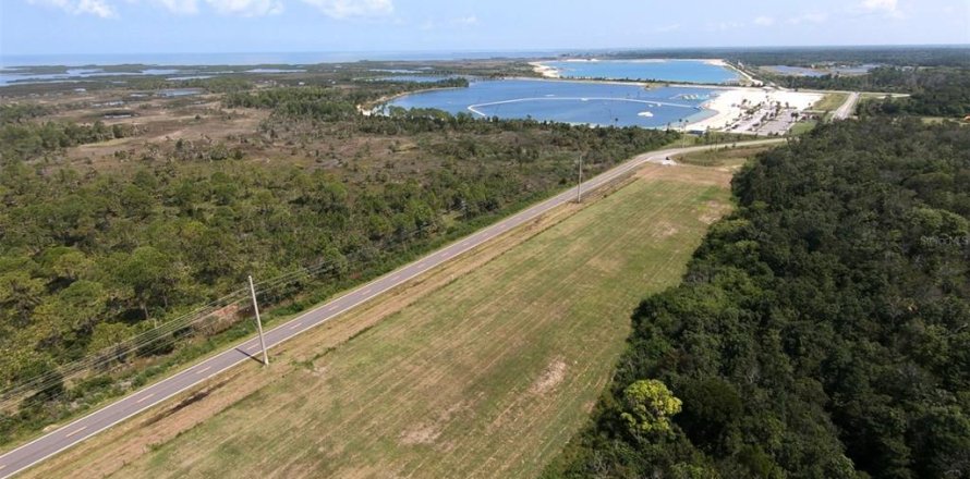 Land in Hudson, Florida № 2104010