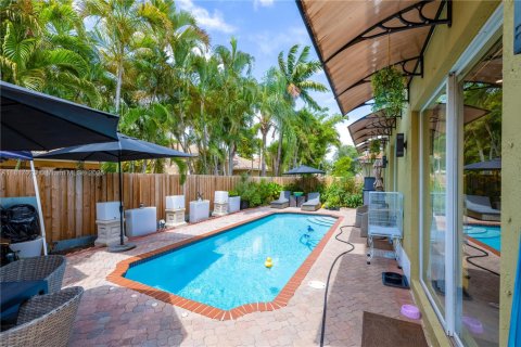 House in Palmetto Bay, Florida 6 bedrooms, 277.96 sq.m. № 1772440 - photo 13