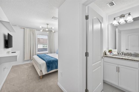 Touwnhouse à vendre à Kissimmee, Floride: 5 chambres, 210.24 m2 № 2283642 - photo 22