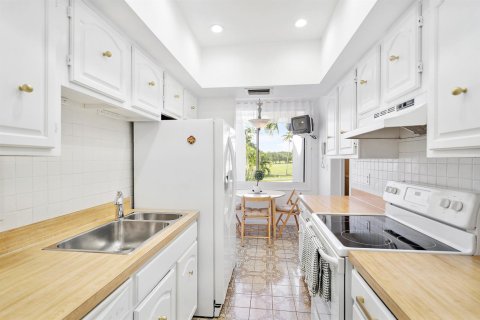 Купить кондоминиум в Бока-Ратон, Флорида 4 комнаты, 130.06м2, № 2084156 - фото 15