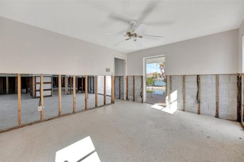 Villa ou maison à vendre à Clearwater, Floride: 2 chambres, 149.29 m2 № 1565358 - photo 22