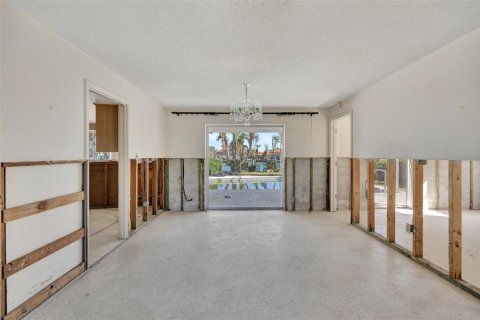 Villa ou maison à vendre à Clearwater, Floride: 2 chambres, 149.29 m2 № 1565358 - photo 16