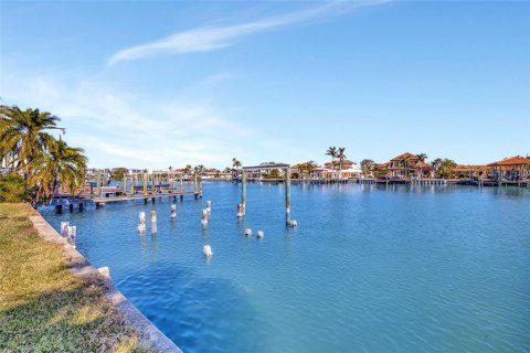 Villa ou maison à vendre à Clearwater, Floride: 2 chambres, 149.29 m2 № 1565358 - photo 4