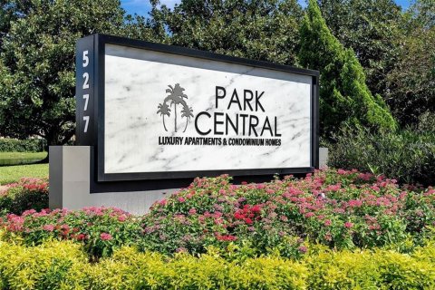Apartment in Orlando, Florida 1 bedroom, 67.26 sq.m. № 1869796 - photo 1