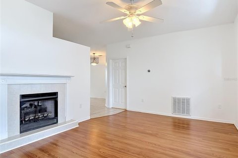 Casa en venta en New Smyrna Beach, Florida, 3 dormitorios, 141.95 m2 № 2099805 - foto 3