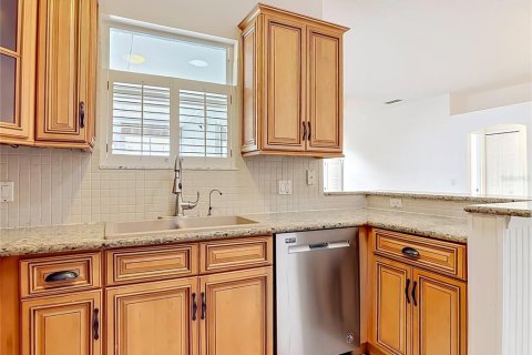 Casa en venta en New Smyrna Beach, Florida, 3 dormitorios, 141.95 m2 № 2099805 - foto 8