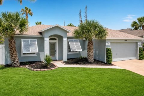 Casa en venta en New Smyrna Beach, Florida, 3 dormitorios, 141.95 m2 № 2099805 - foto 2