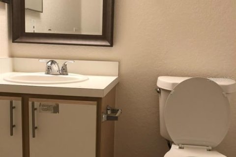 Condo in Kissimmee, Florida, 1 bedroom № 2379472 - photo 14