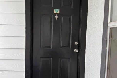 Condo in Kissimmee, Florida, 1 bedroom № 2379472 - photo 5