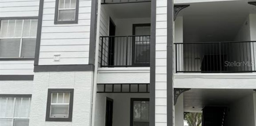 Condo in Kissimmee, Florida, 1 bedroom № 2379472