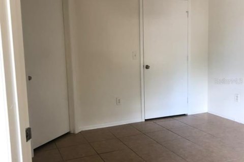 Condo in Kissimmee, Florida, 1 bedroom № 2379472 - photo 11