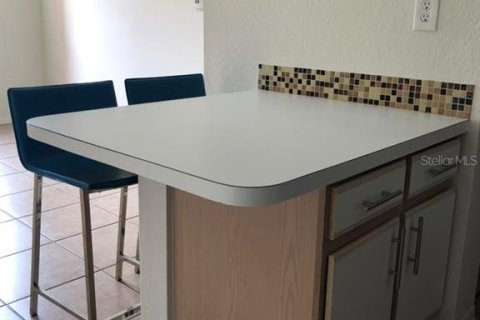 Condo in Kissimmee, Florida, 1 bedroom № 2379472 - photo 9