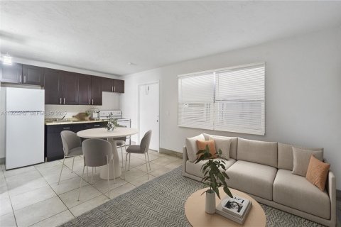 Appartement à louer à Belle Glade, Floride: 1 chambre, 62.24 m2 № 1976917 - photo 4