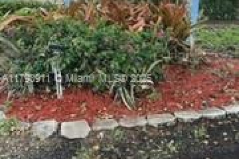 Condo in Coral Springs, Florida, 1 bedroom  № 1862088 - photo 3