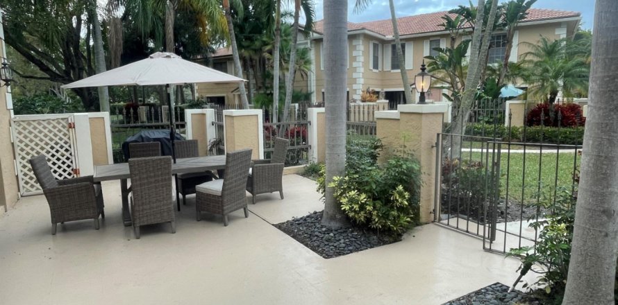 Adosado en Palm Beach Gardens, Florida 3 dormitorios, 142.33 m2 № 1036083