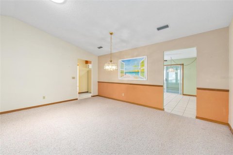 Casa en venta en Ocala, Florida, 2 dormitorios, 156.73 m2 № 1816153 - foto 17