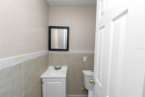 House in Mulberry, Florida 6 bedrooms, 209.49 sq.m. № 2116442 - photo 17