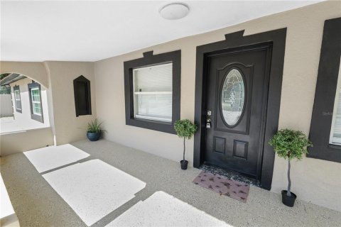 Casa en Mulberry, Florida 6 dormitorios, 209.49 m2 № 2116442