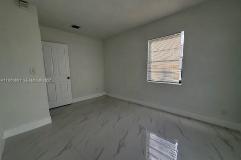 House in Fort Lauderdale, Florida 3 bedrooms, 113.25 sq.m. № 2023539 - photo 17