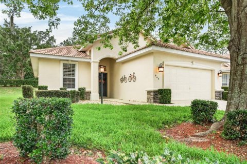 House in Hernando, Florida 2 bedrooms, 154.78 sq.m. № 2121628