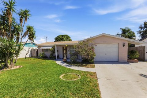 Villa ou maison à Holiday, Floride 3 chambres, 140.1 m2 № 2430716