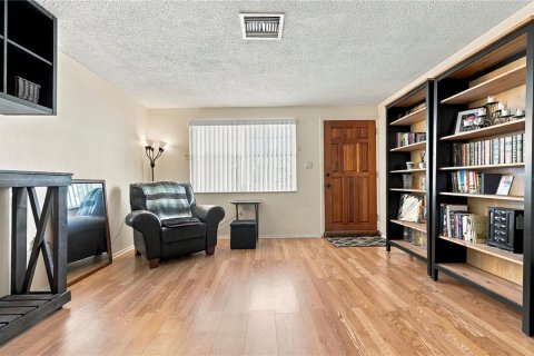 Villa ou maison à vendre à Holiday, Floride: 3 chambres, 140.1 m2 № 2430716 - photo 7