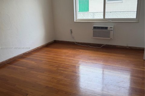 Condo in Miami Beach, Florida, 1 bedroom № 2087301 - photo 6