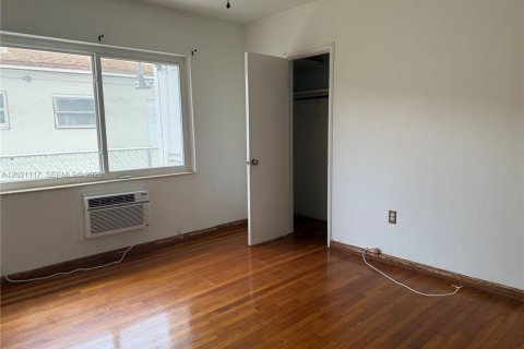 Condo in Miami Beach, Florida, 1 bedroom № 2087301 - photo 7