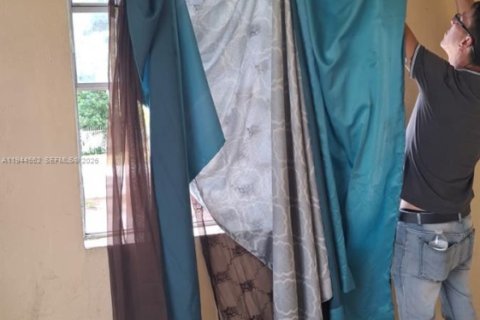 Immobilier commercial à vendre à Miami, Floride: 142.33 m2 № 2001083 - photo 7