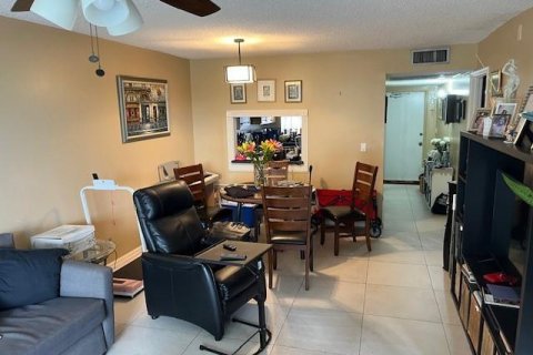 Condo in Davie, Florida, 2 bedrooms  № 2088426 - photo 4